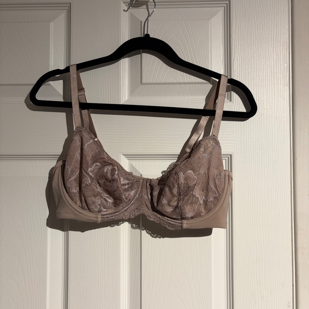 True & Co Women 36D Taupe Metallic Floral Lace Underwire Unlined Balconette Bra